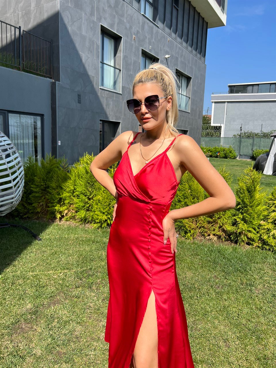 Kırmızı İp Askı Z*ra Model Saten Elbise