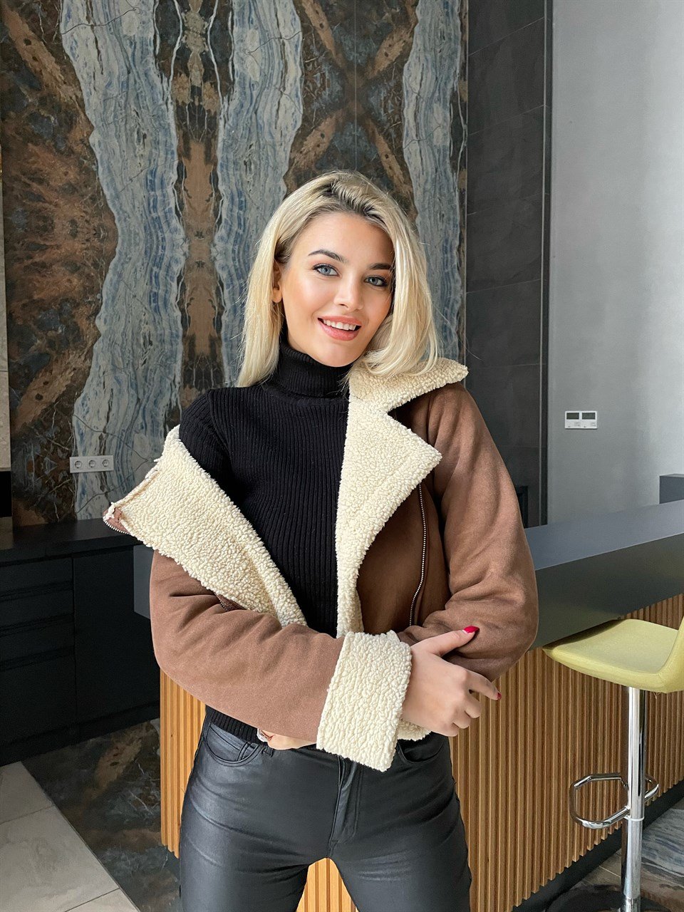 Kısa Yünlü Taba Mont