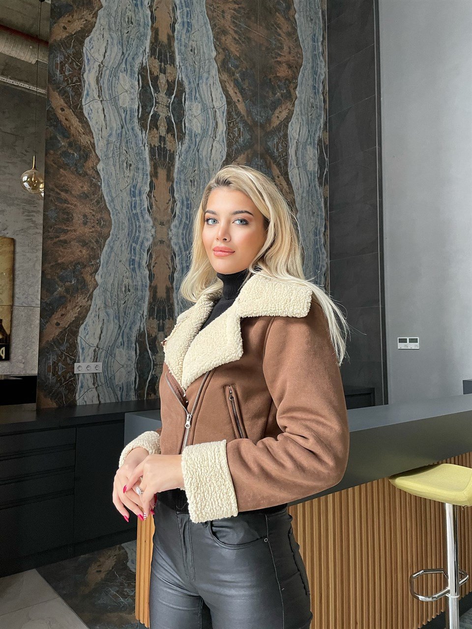 Kısa Yünlü Taba Mont