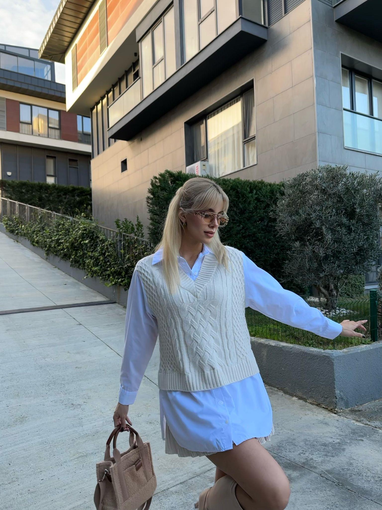 Krem İçi Gömlek Detay Örgü Triko Süveter 1707493