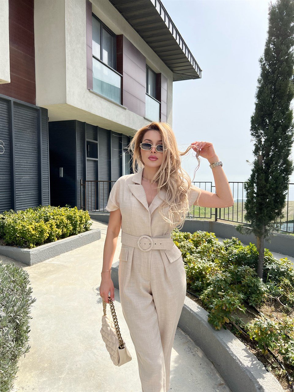 Krem Kemerli Kroseçli Keten Tulum