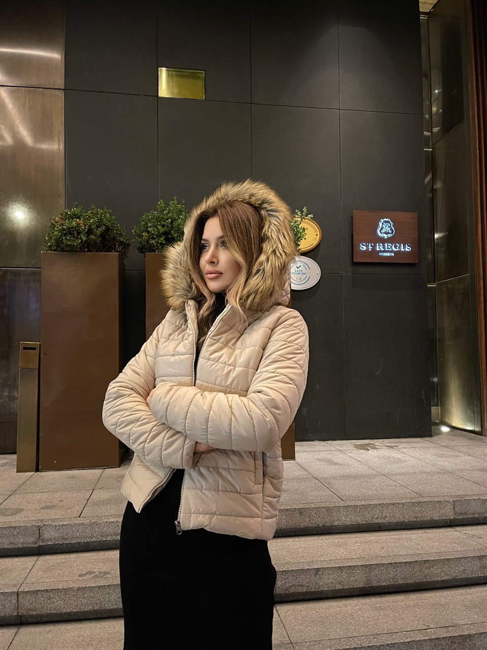 Kürk Kapüşonlu Şişme Mont