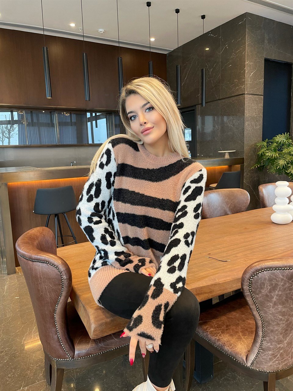 Leopar Benekli Yumoş Camel Kazak