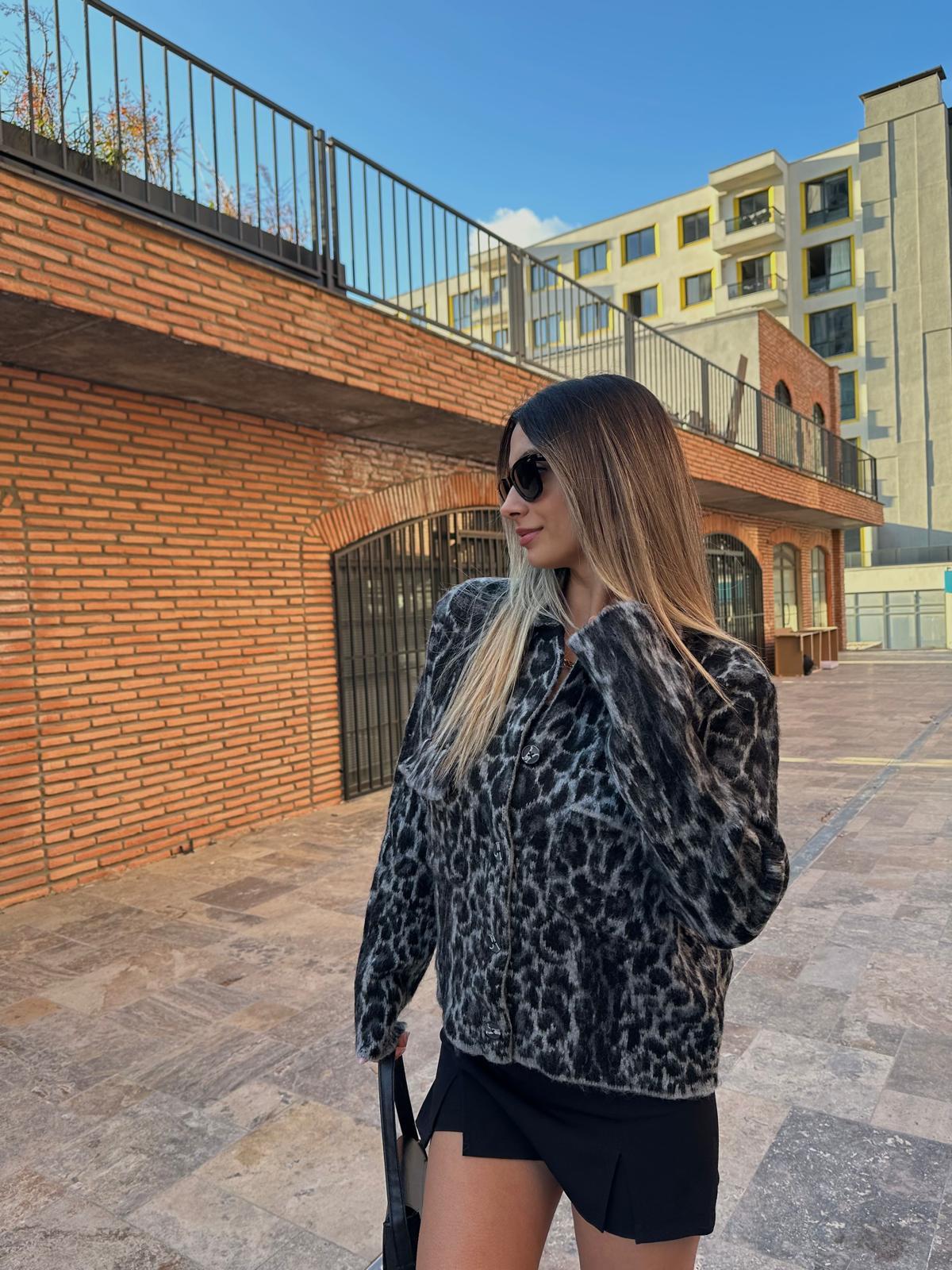Leopar Desen Jakarlı Hırka Siyah hrk2005usty