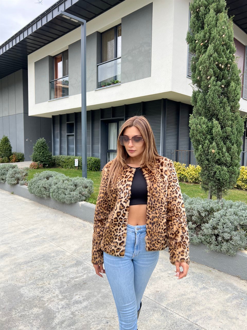 Leopar Desen Kısa Peluş Ceket