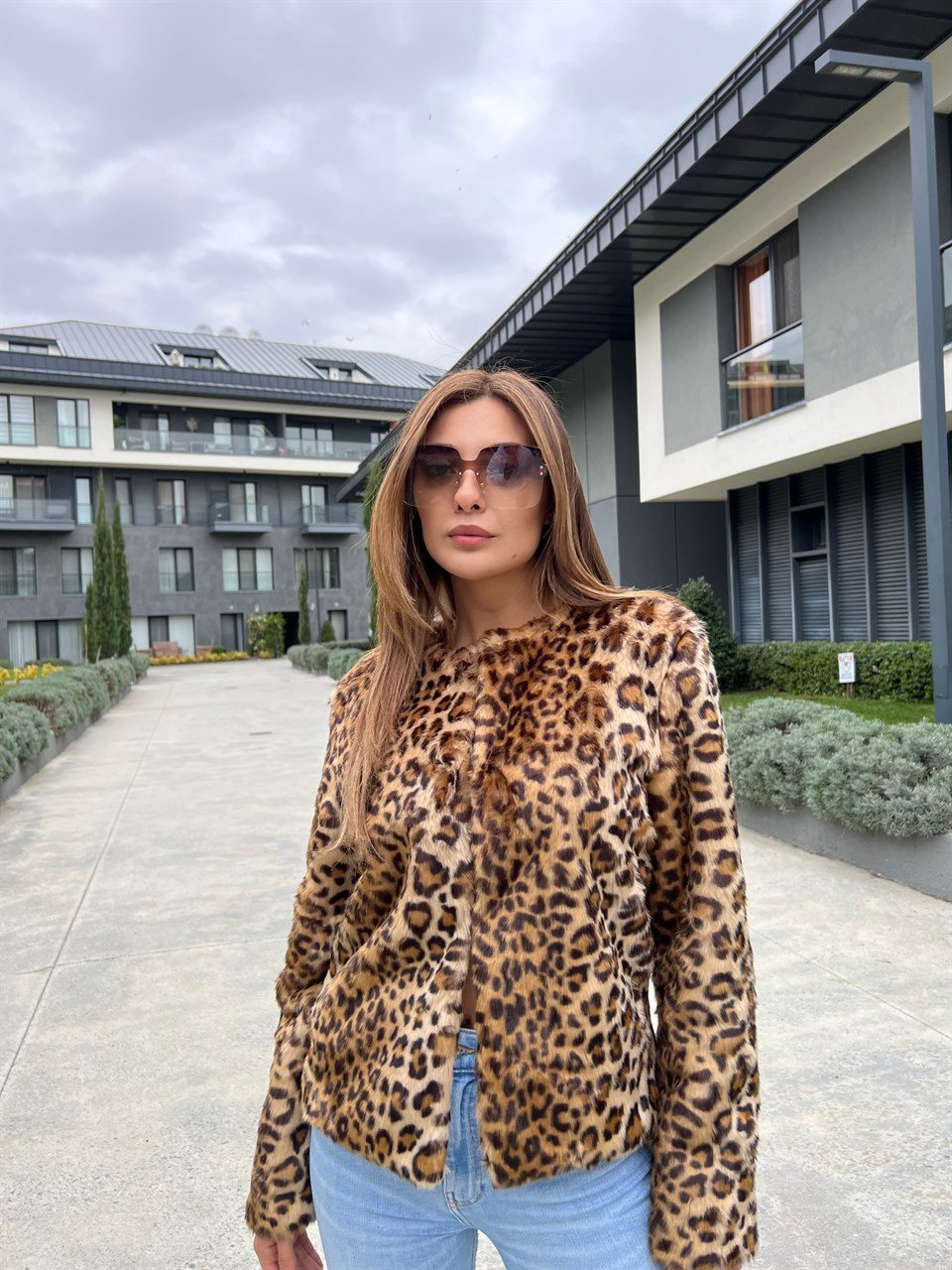 Leopar Desen Kısa Peluş Ceket
