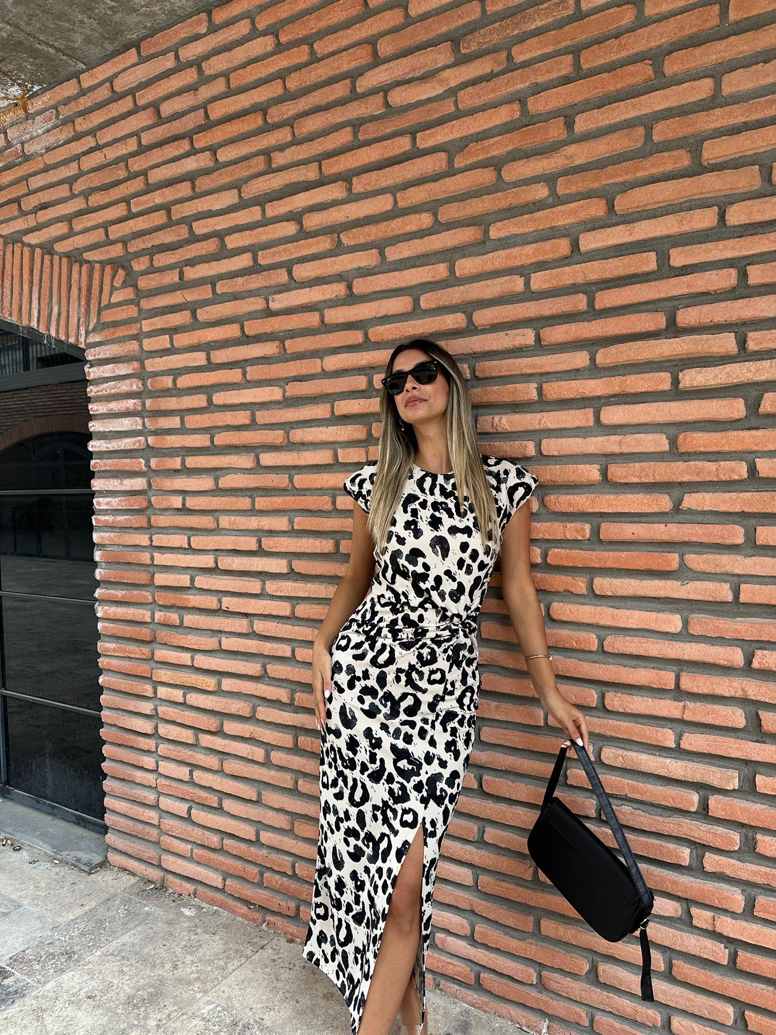 Leotta Siyah Benekli Kalem Elbise  0706211103