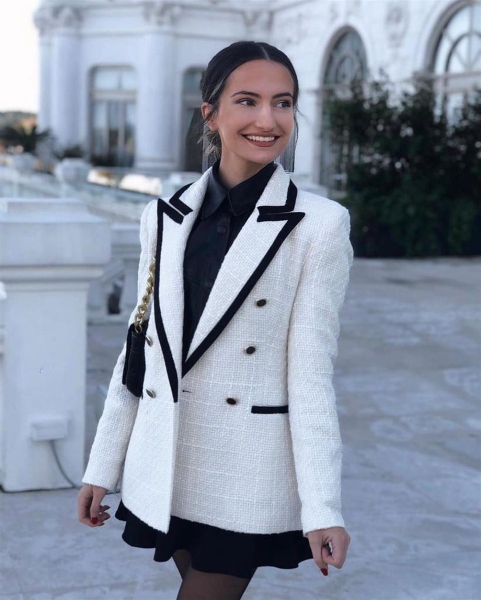 Marka Model Beyaz Tuvid Ceket