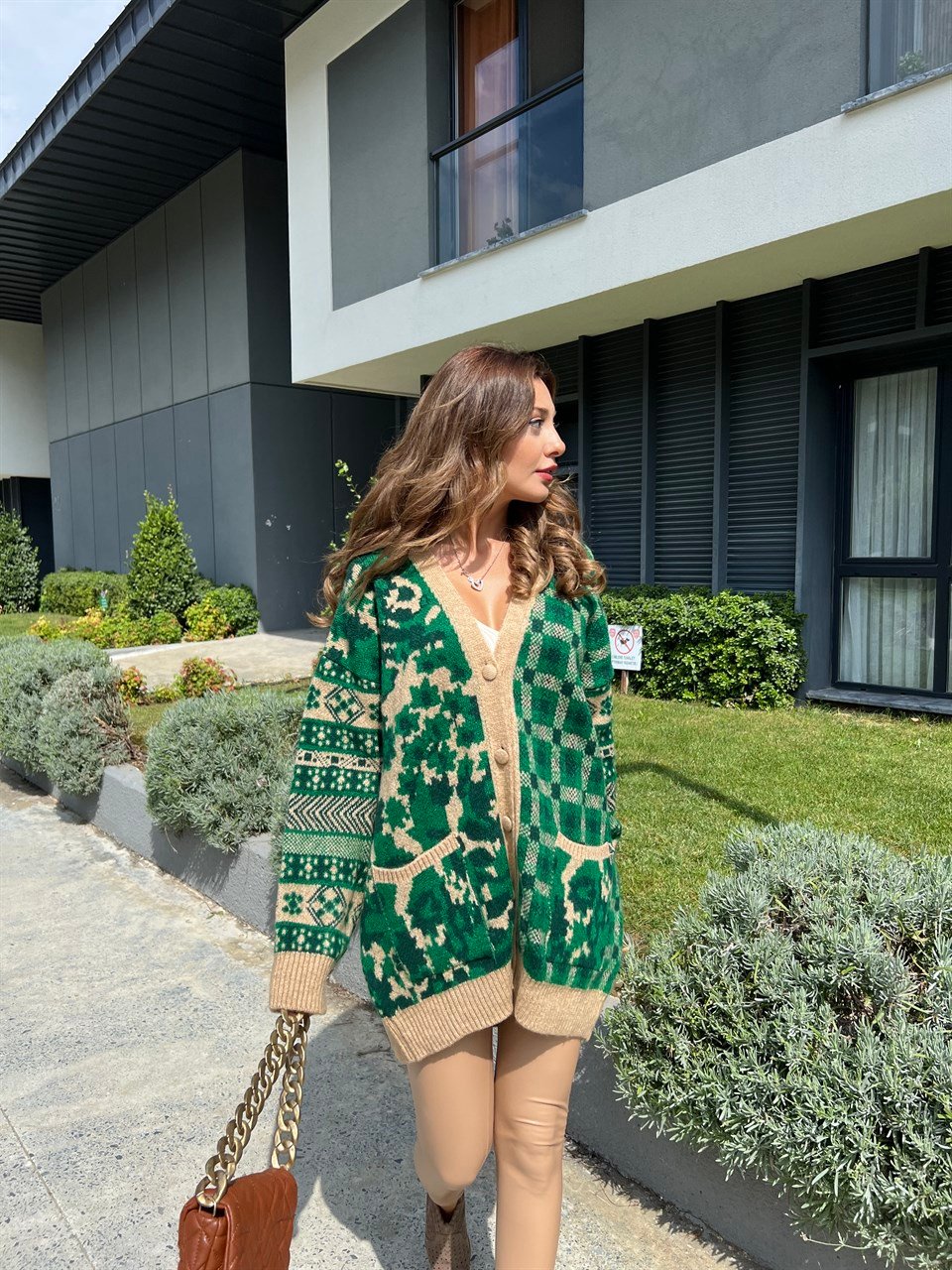 Marka Model Yeşil Desenli Hırka