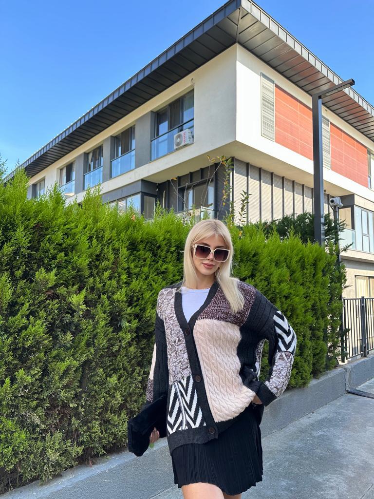 Marka Muadili Kırkyama Örgü Hırka 1707555