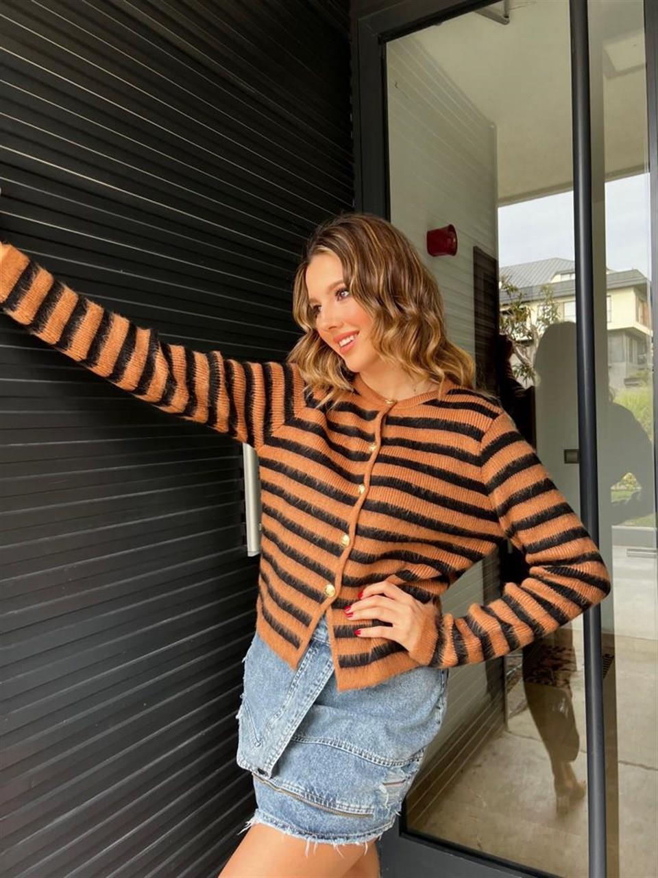 Massimo Model Tüylü Triko Hırka 8974
