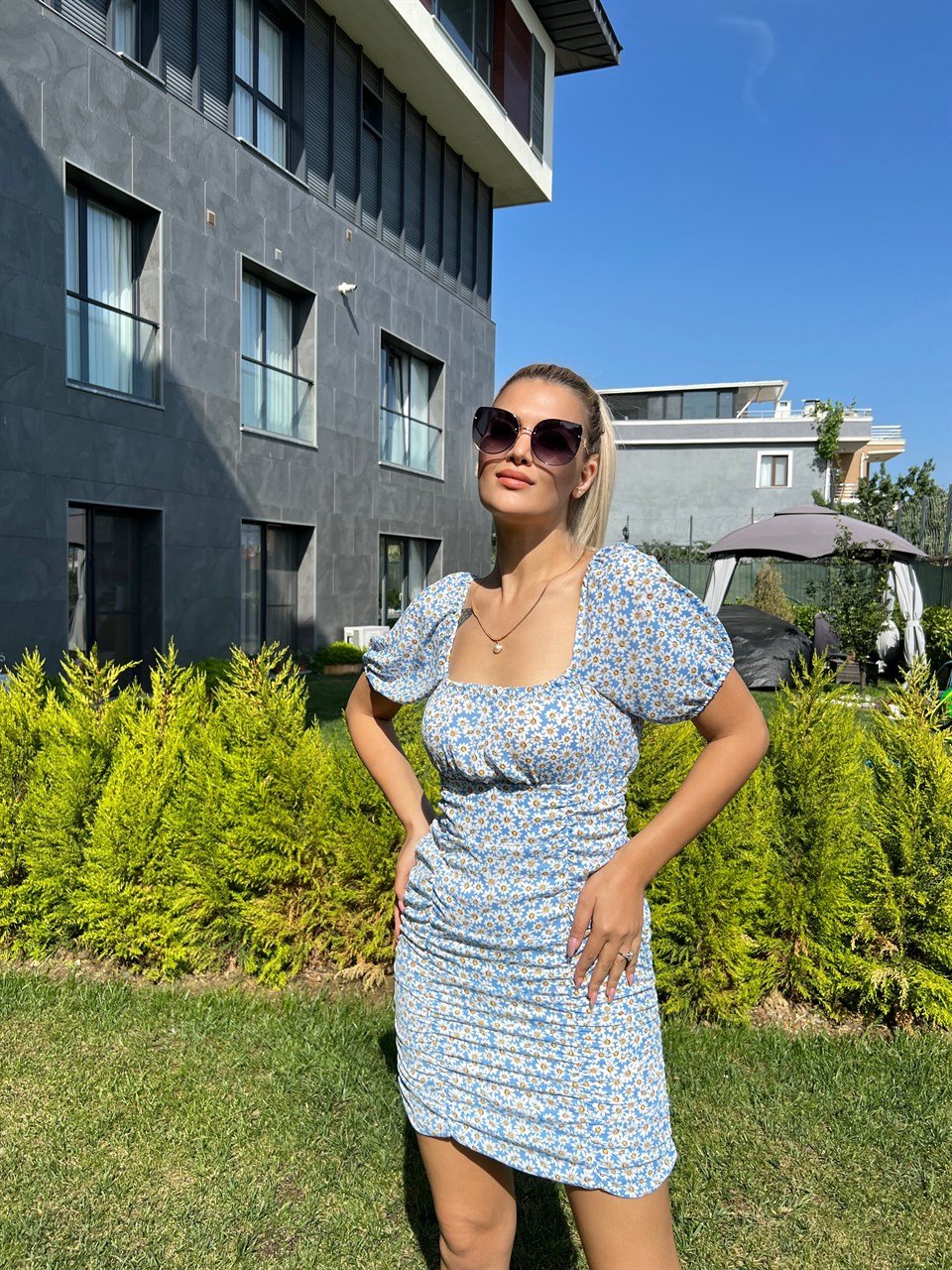 Mavi Papatyalı Mini Elbise