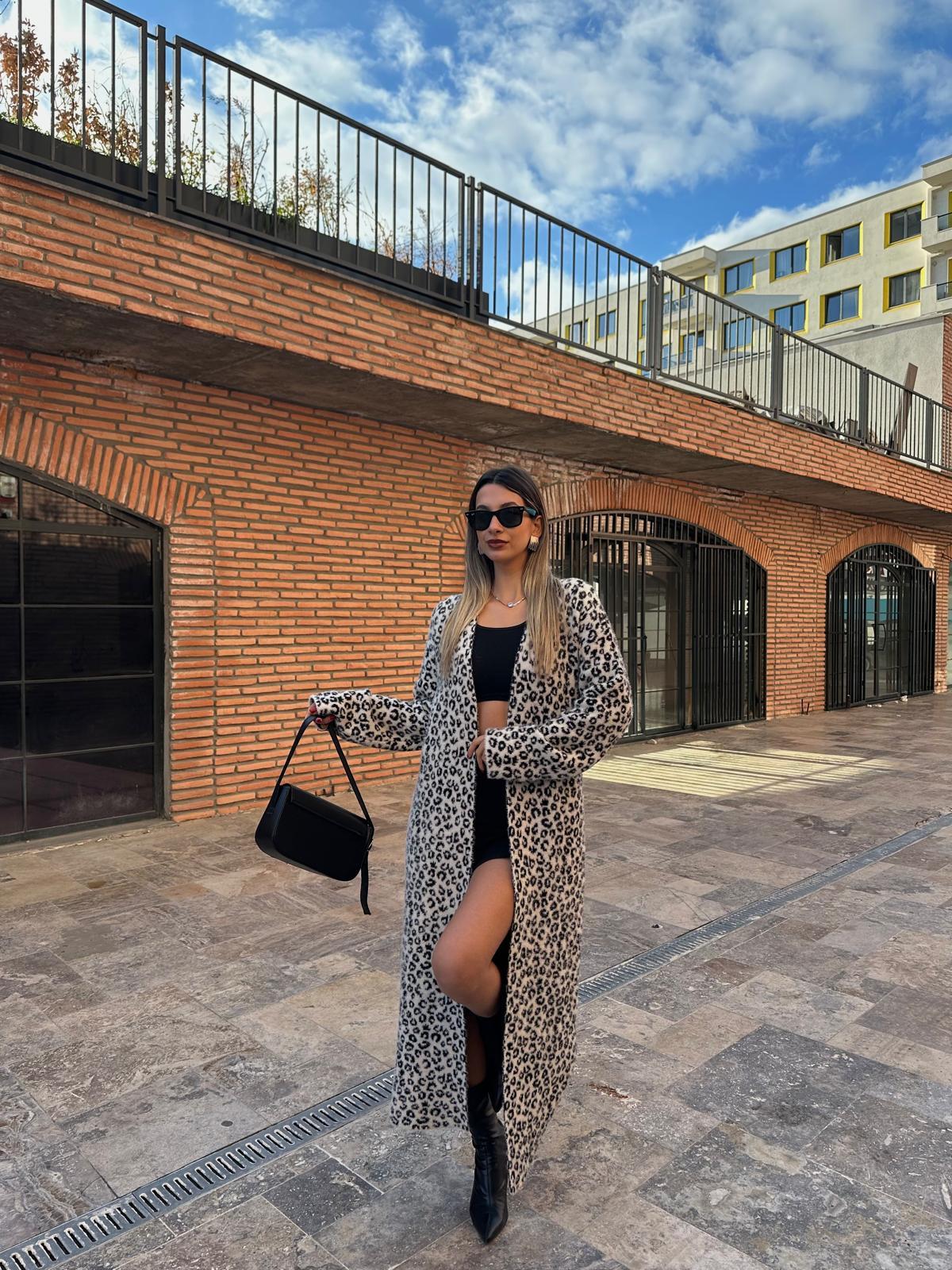 Maxi Boy Beyaz Leopar Soft Hırka hrk1098feu