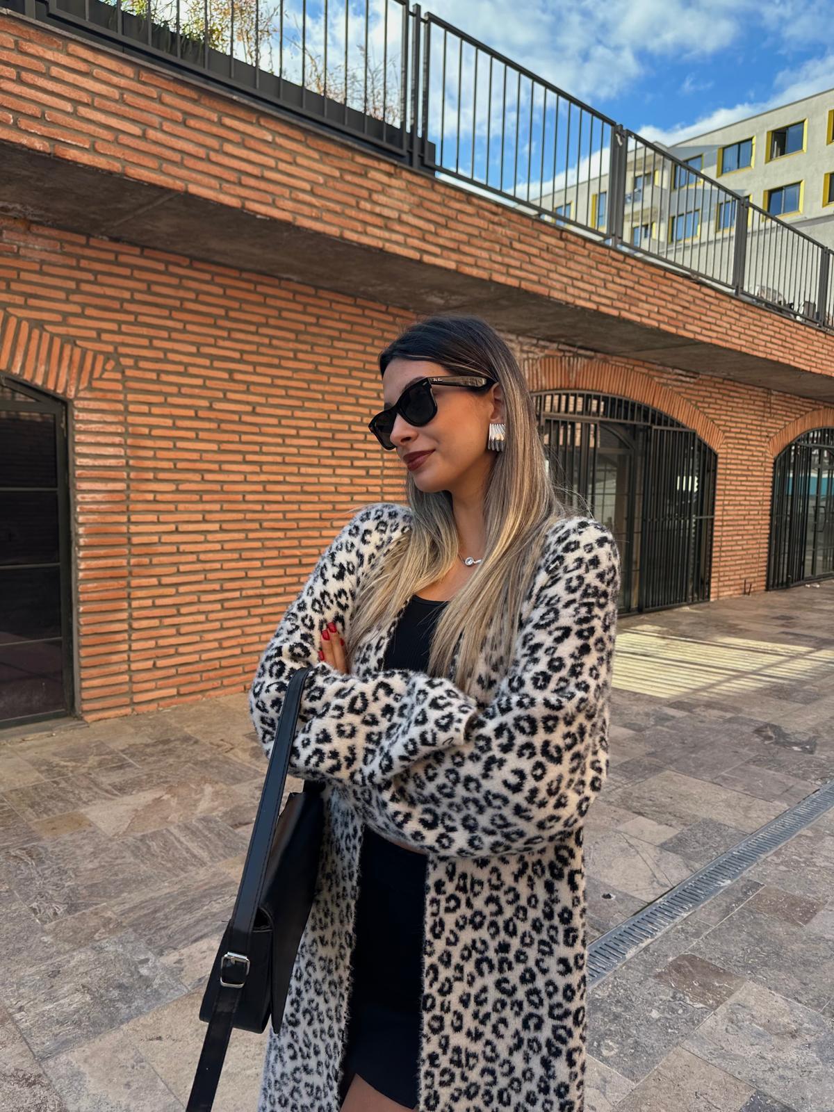 Maxi Boy Beyaz Leopar Soft Hırka hrk1098feu