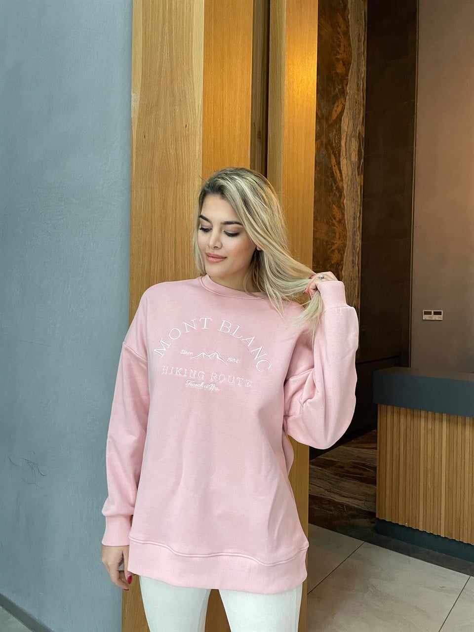 Mont Blanc Yazılı İçi Şardonlu Pembe Sweat