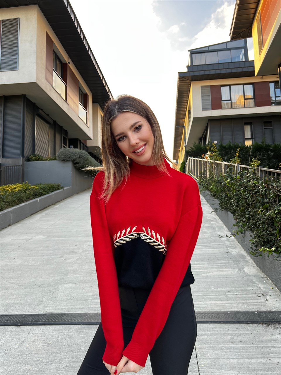 Nakışlı Uzun Kol Triko 5777