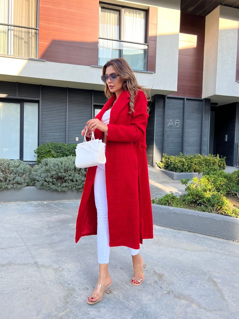 Nilda Kırmızı Kuşaklı Kaban
