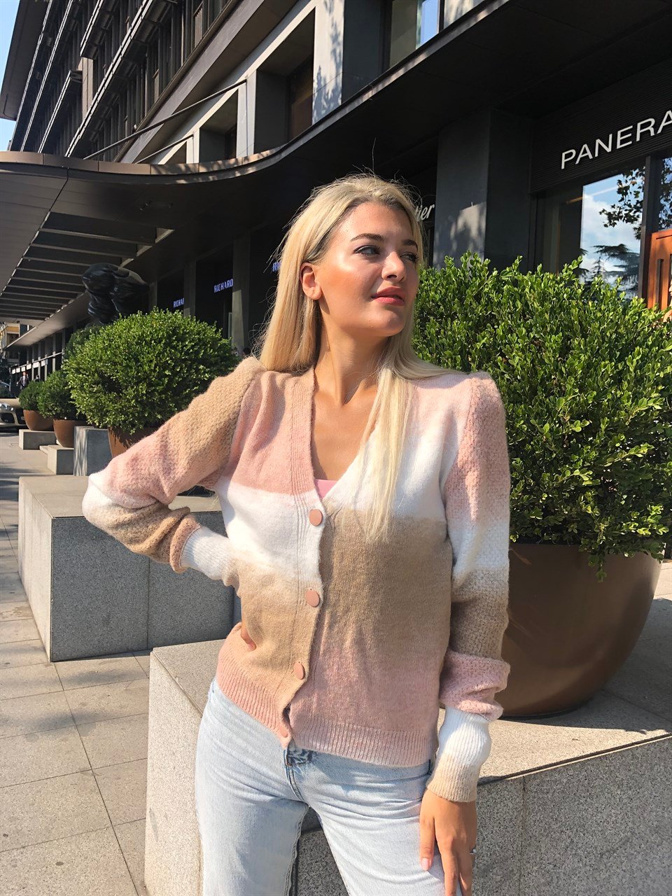 Nude Beyaz Efektli Hırka