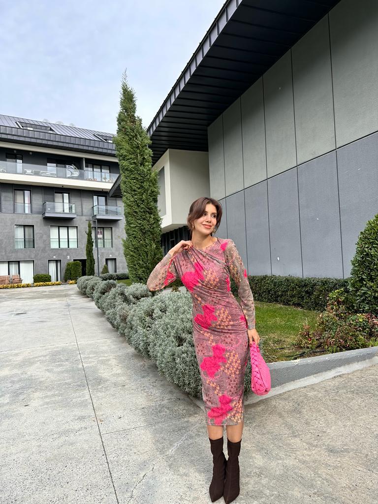 Omuz Büzgülü Pembe Desen Tül Elbise 1707490