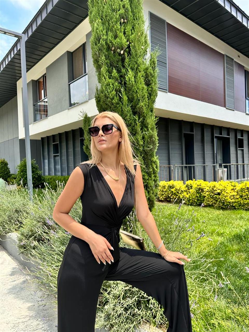 Önü Düğümlü Sırt Fermuarlı Siyah Tulum 1506281