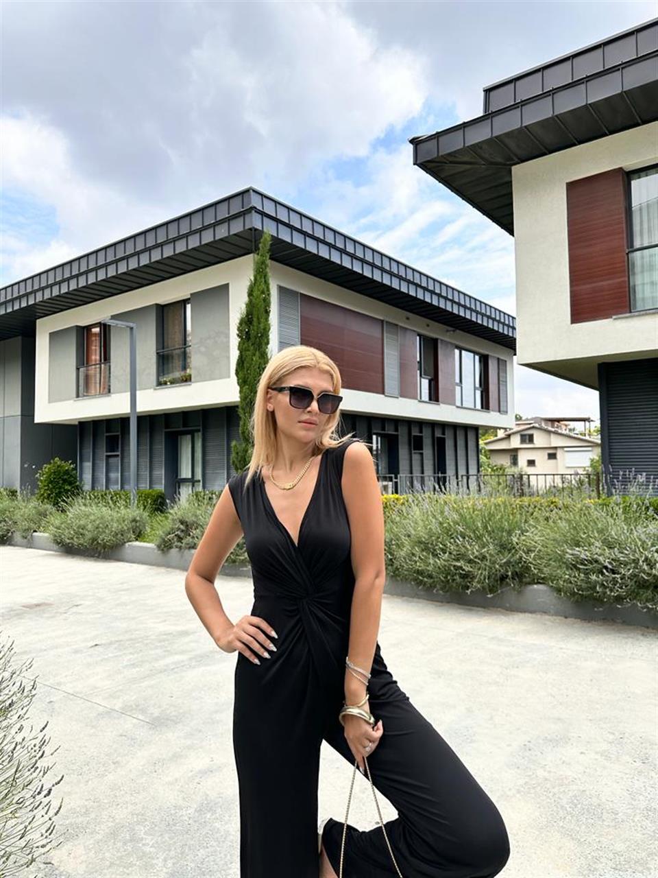 Önü Düğümlü Sırt Fermuarlı Siyah Tulum 1506281