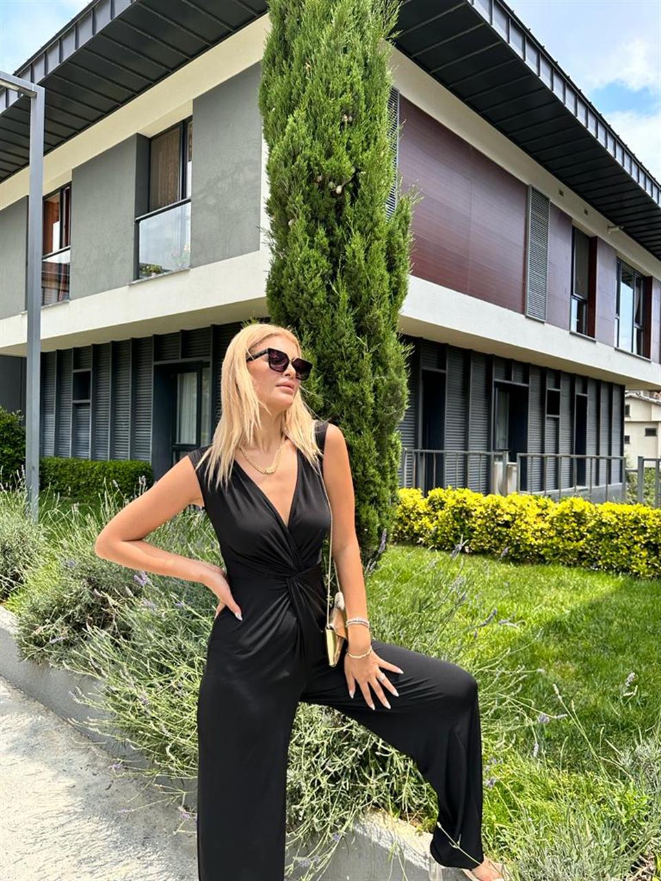 Önü Düğümlü Sırt Fermuarlı Siyah Tulum 1506281