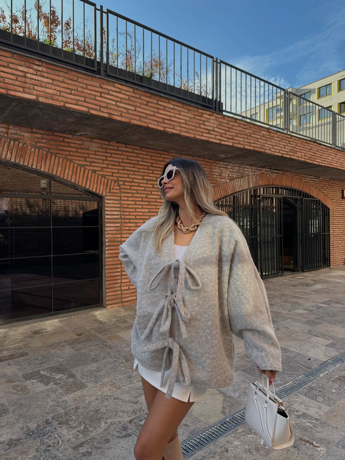 Önü Fiyonk Bağlamalı Kimono Kaban Gri kbn2007sist