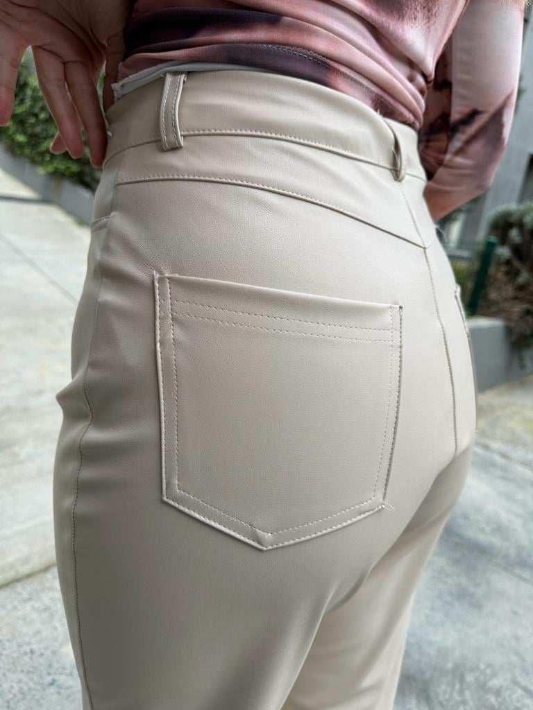 Orj Etiketli Krem Deri Babe Pantolon 17074509