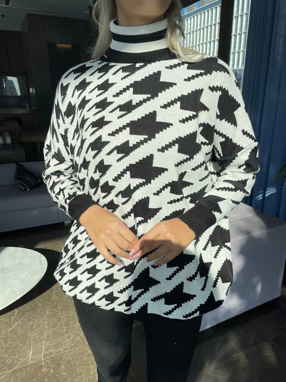 Oversize Kazayağı Triko Kazak