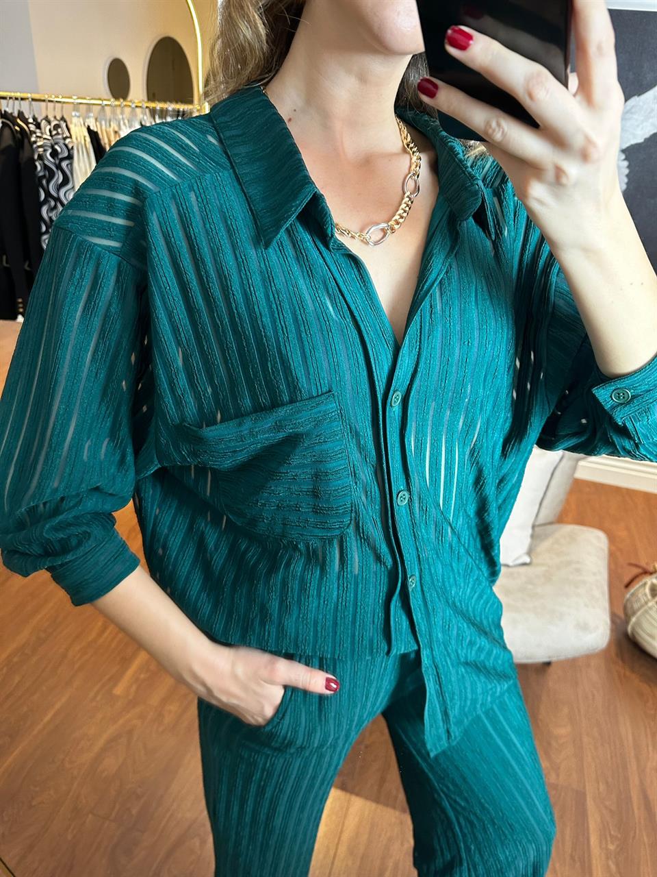 Oversize Yeşil Gömlekli Takım 230271