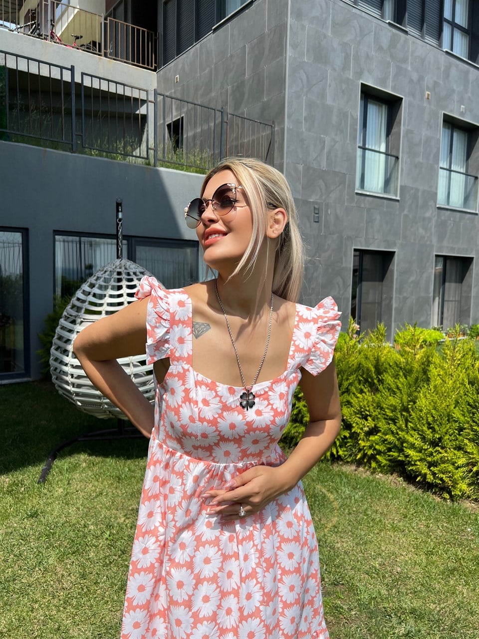 Papatyalı Somon Elbise