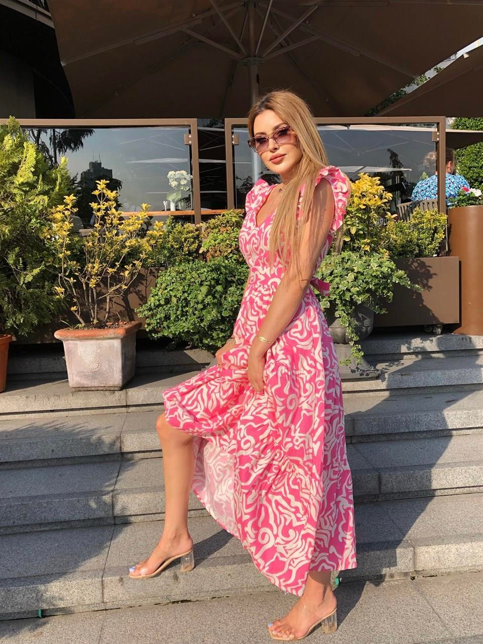 Pembe Ebruli Desen Omuz Volanlı Elbise
