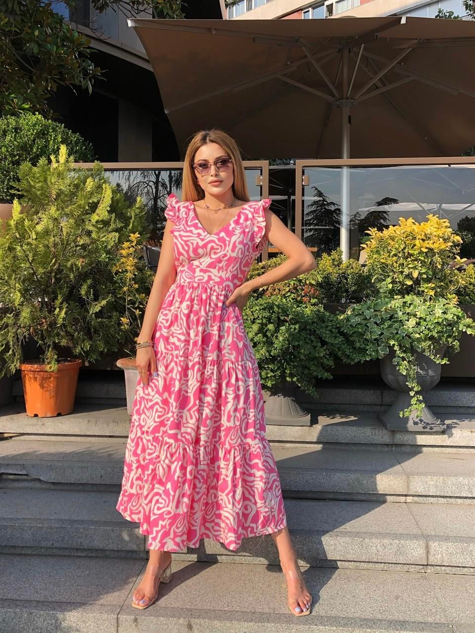Pembe Ebruli Desen Omuz Volanlı Elbise