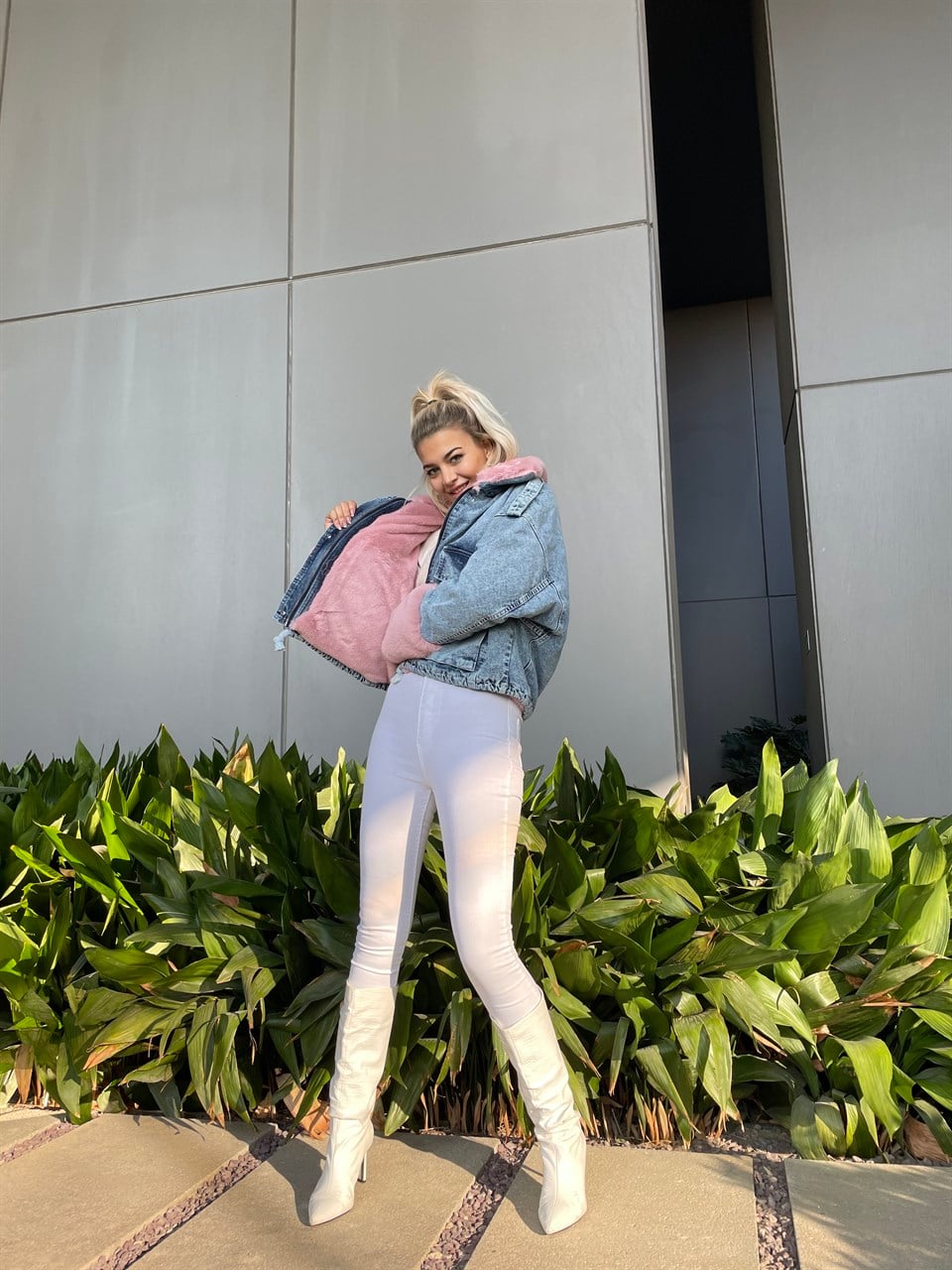 Pembe Kürklü Mavi Jean Ceket