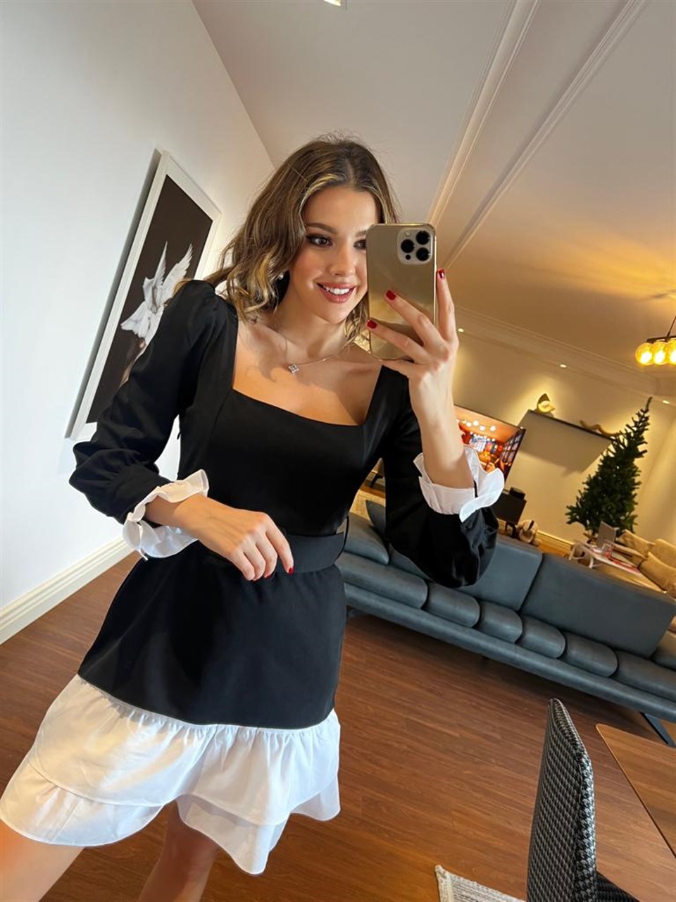 Poplin Etekli Kare Yaka Siyah Elbise 6631