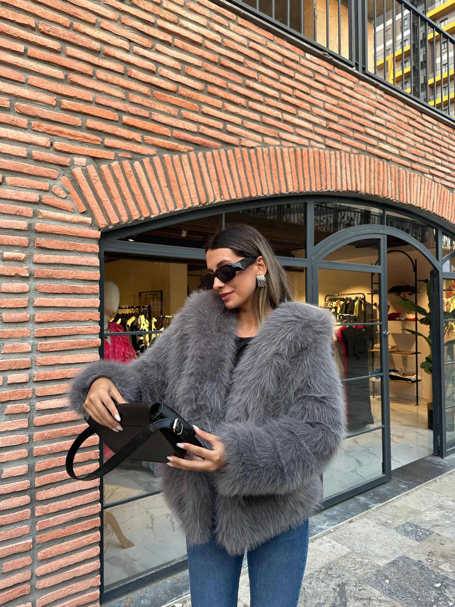 Premium Kapüşonlu Antrasit Kürk 0706211116
