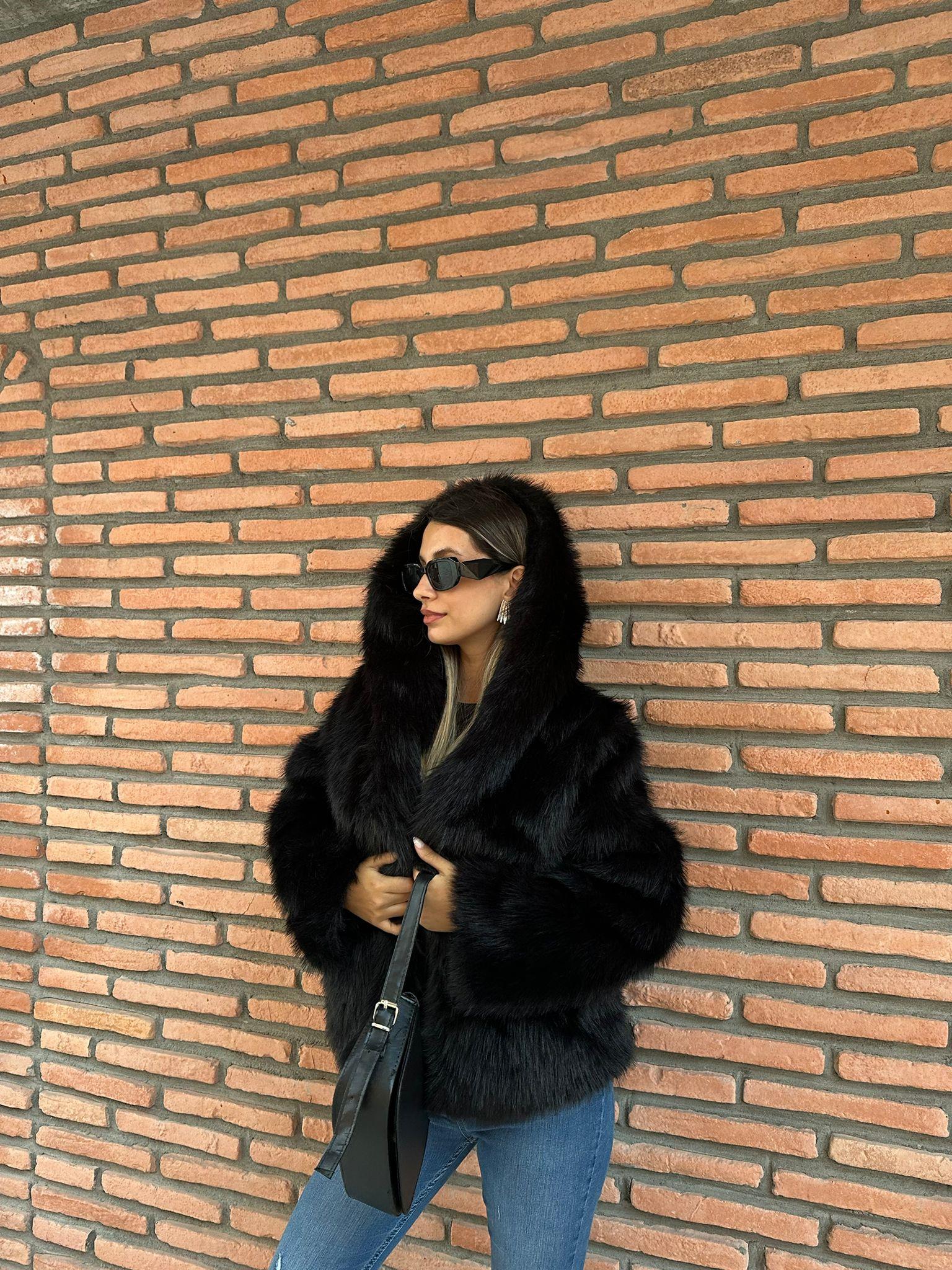 Premium Kapüşonlu Siyah Kürk 0706211116