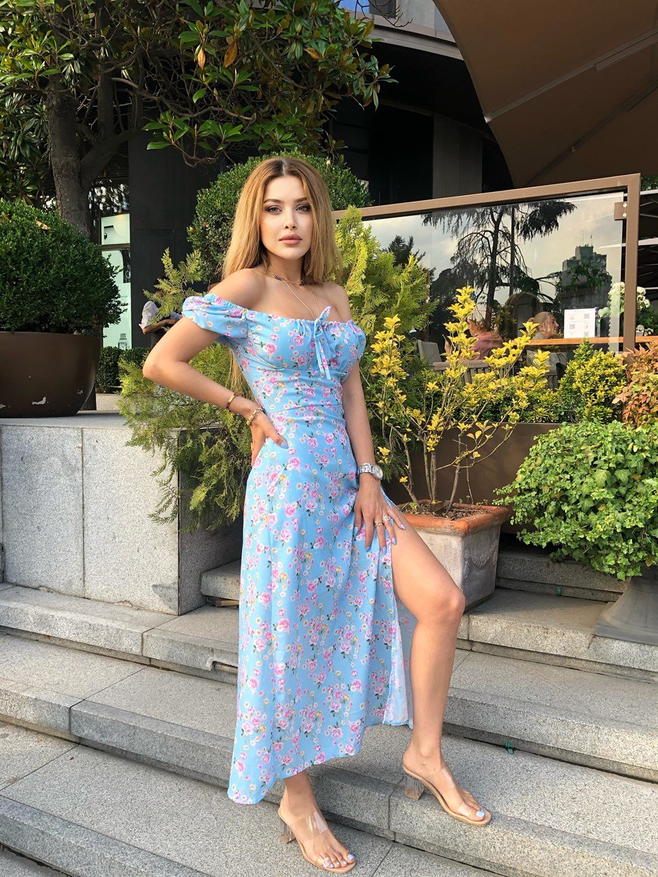 Prenses Yaka  Çiçekli Mavi Elbise