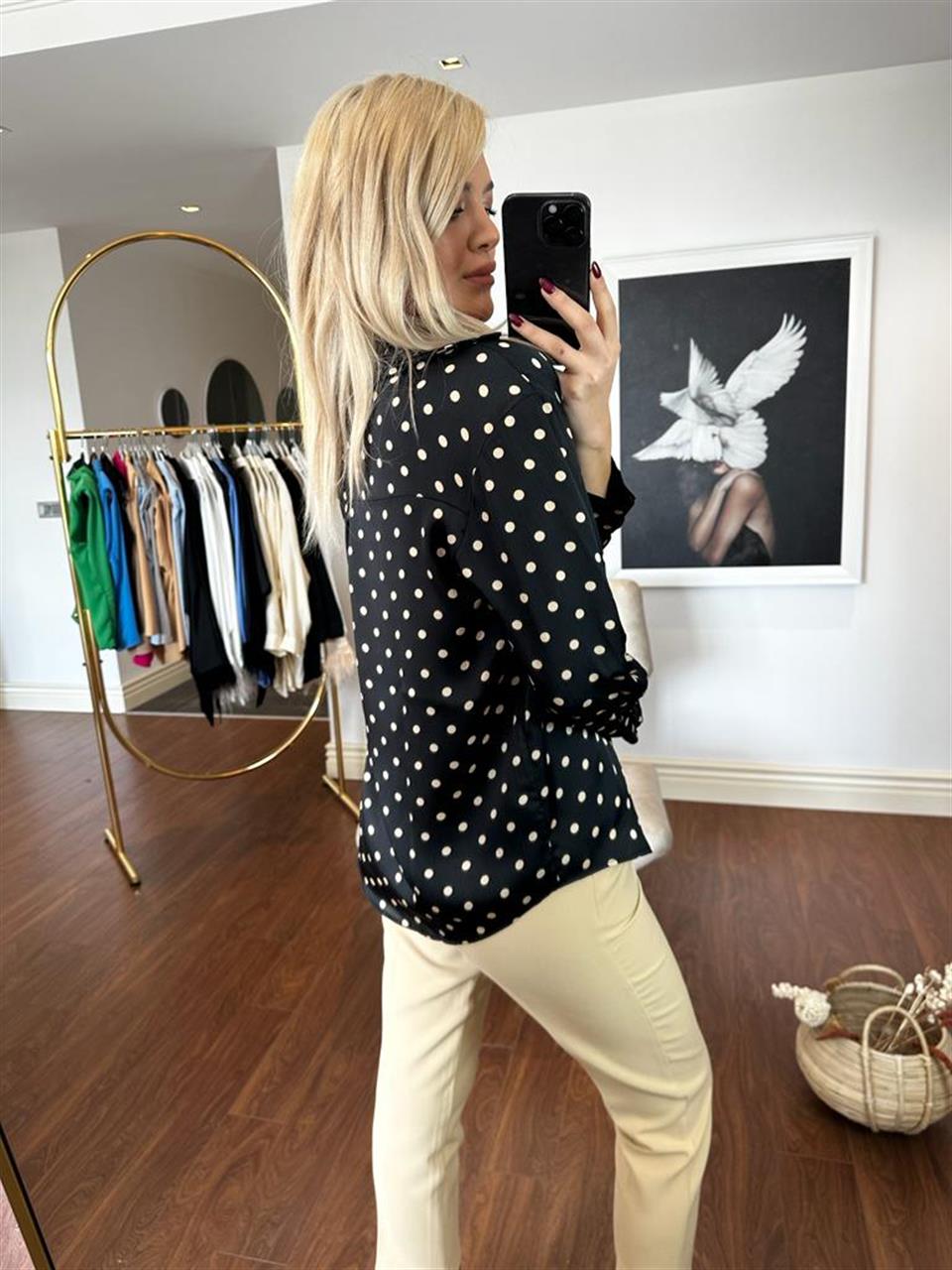 Puanlı Siyah Gömlek 0804122