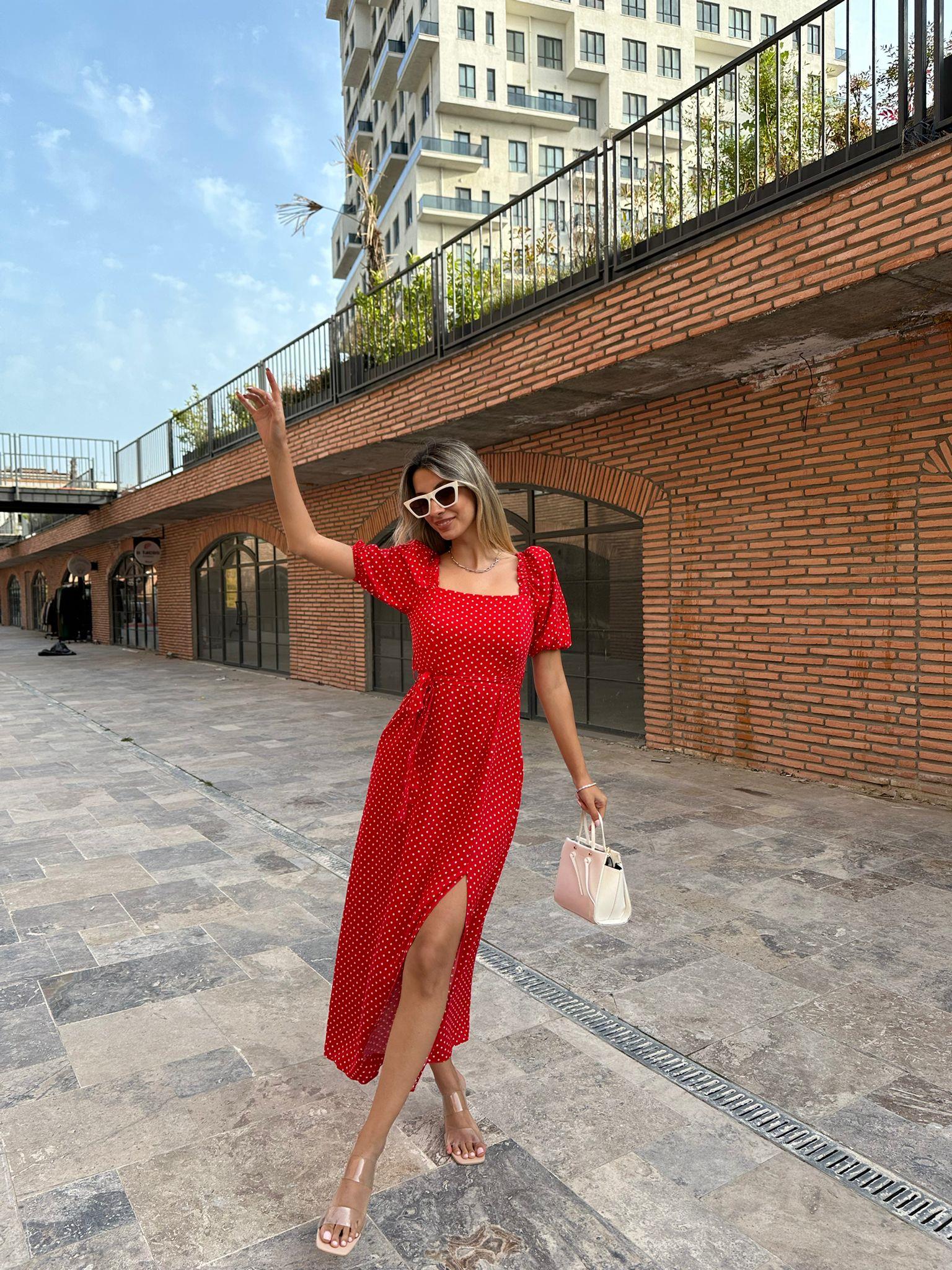 Puantiyeli Kırmızı Kuşaklı Viskon Elbise  07062155
