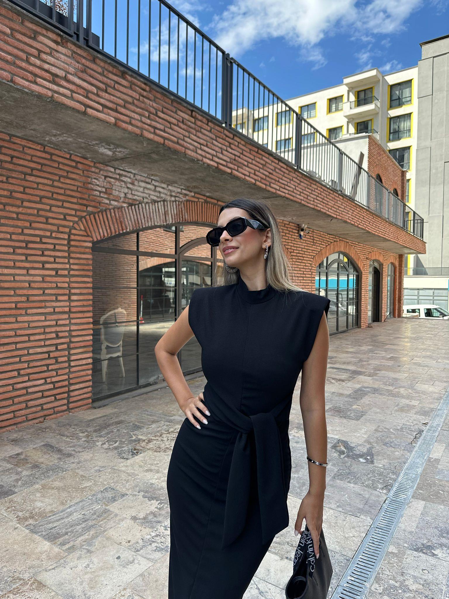 Renata Bağlamalı Siyah Crep Elbise 070621227