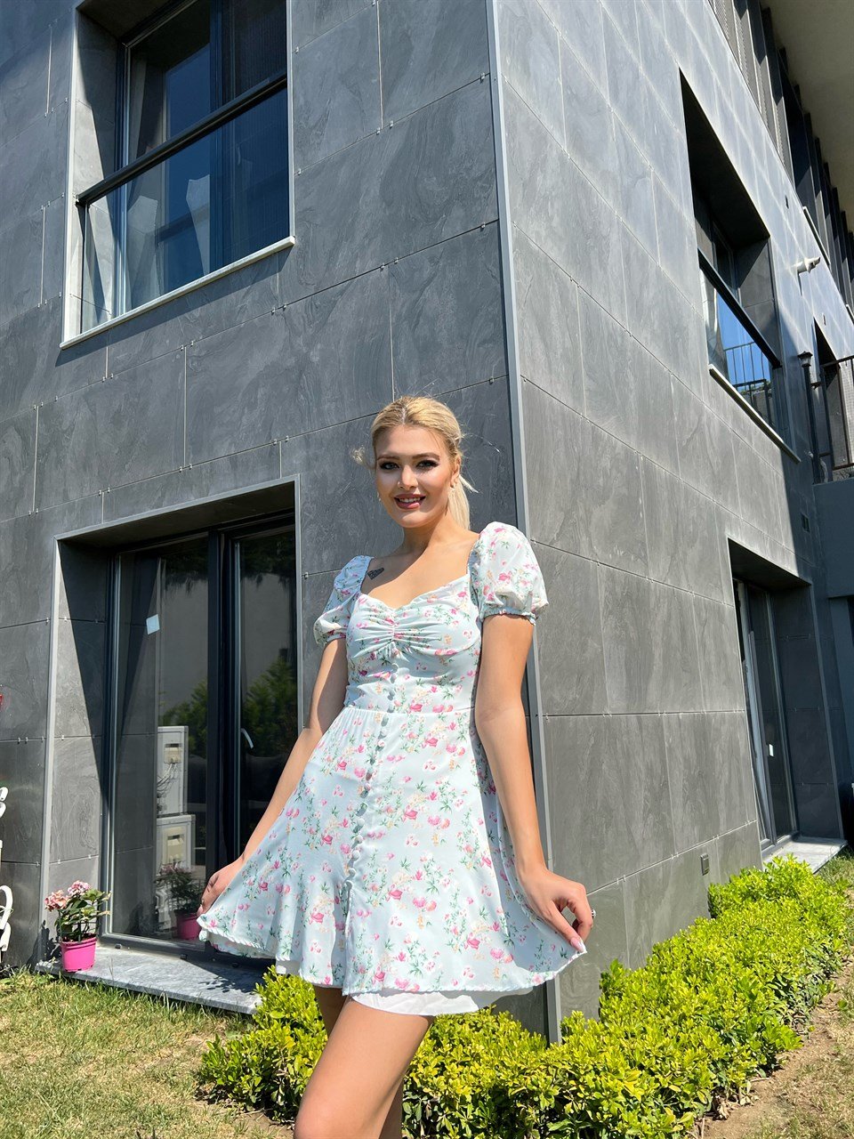 Rina Astarlı Çiçekli Mini Elbise