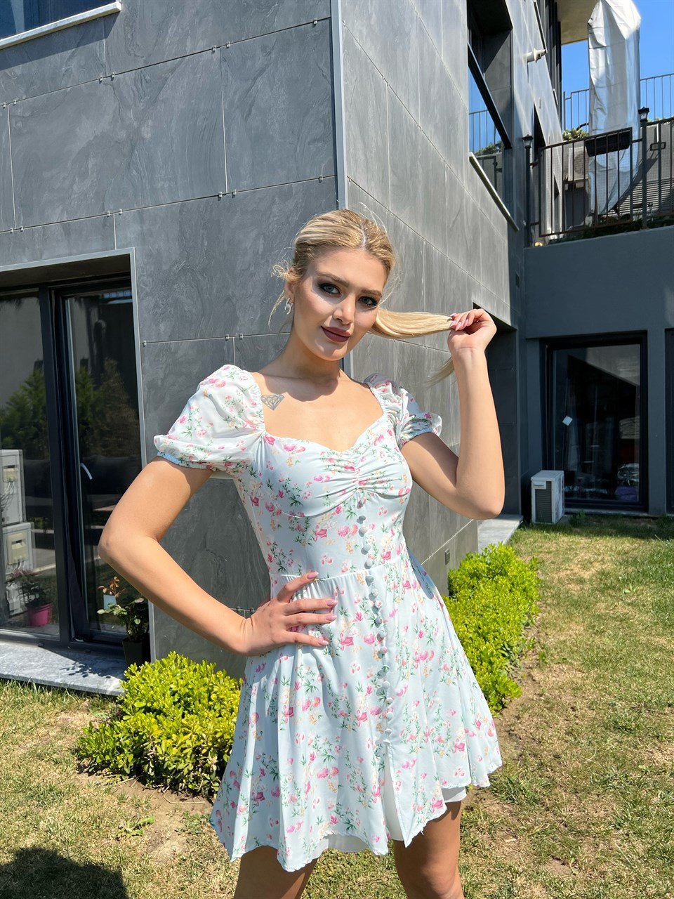 Rina Astarlı Çiçekli Mini Elbise