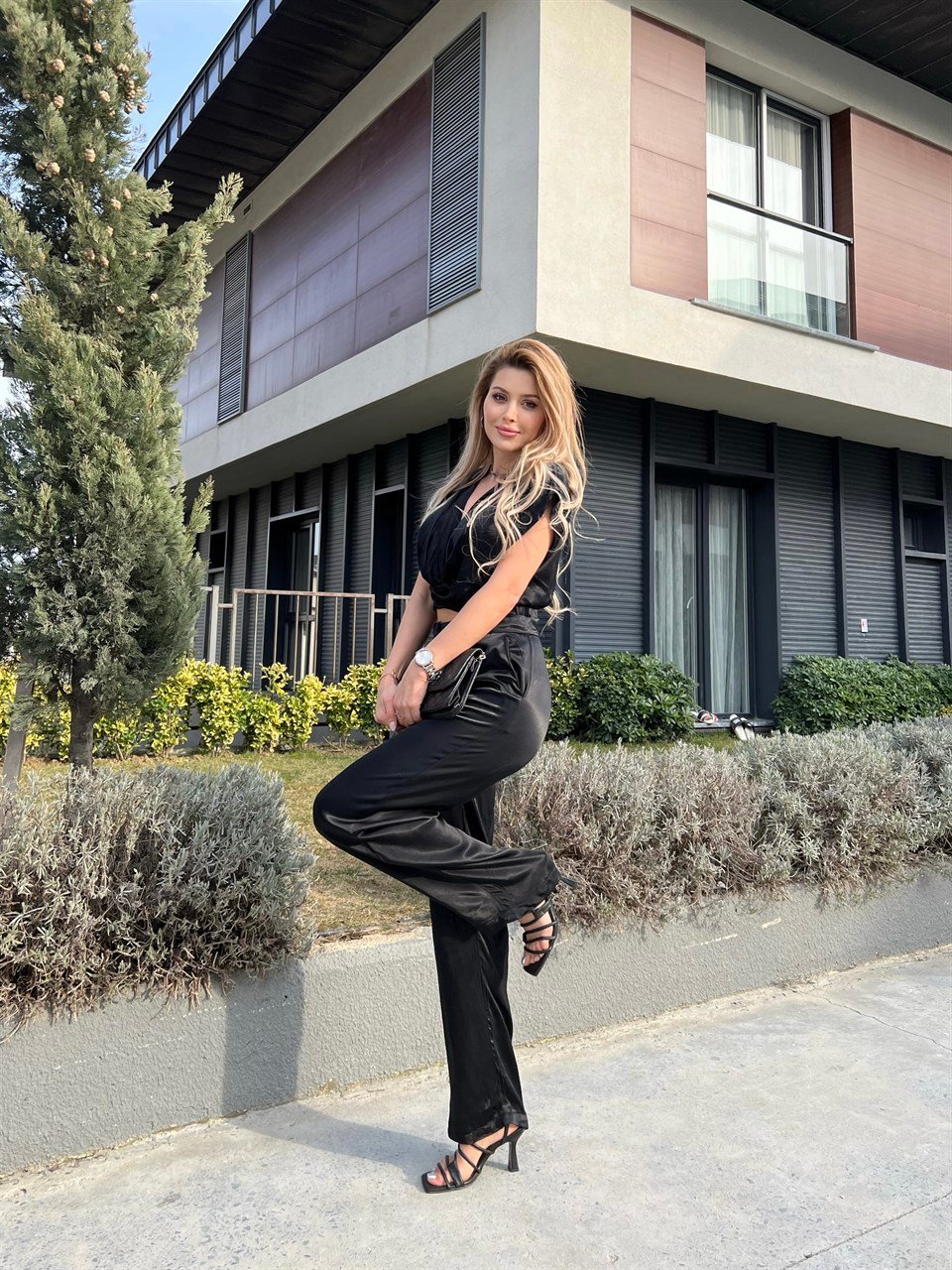 Saten Alore Siyah Takım