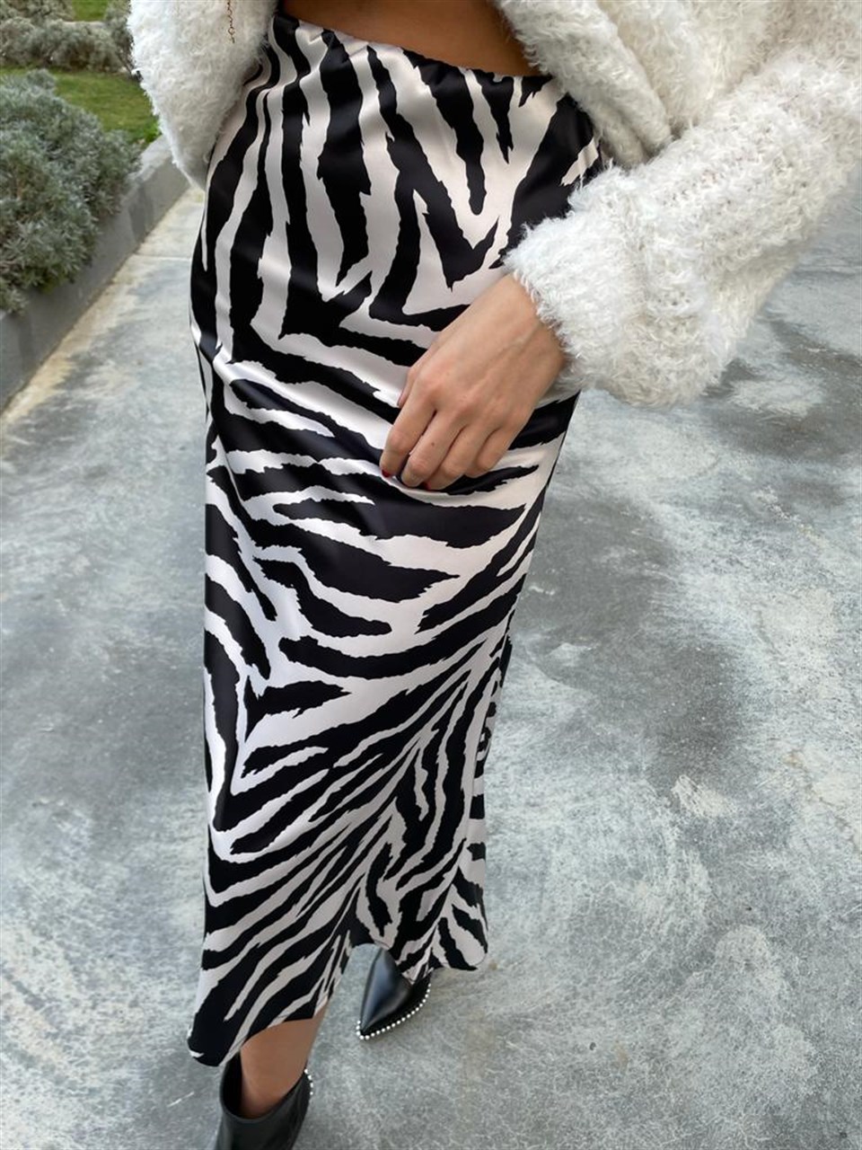 Saten Zebra Etek 3986