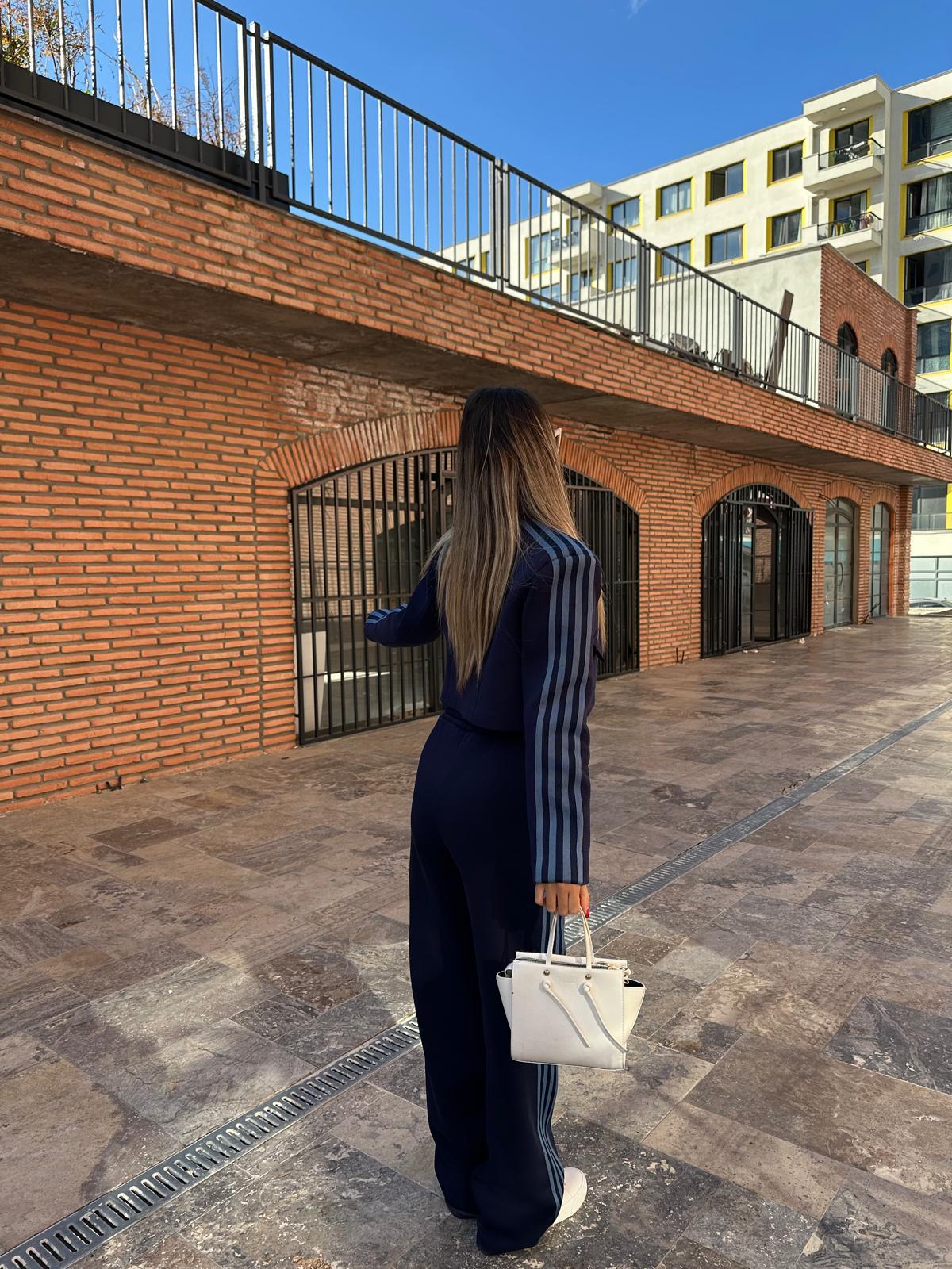 Şeritli Tasarım Lacivert Takım  stkm2000mn