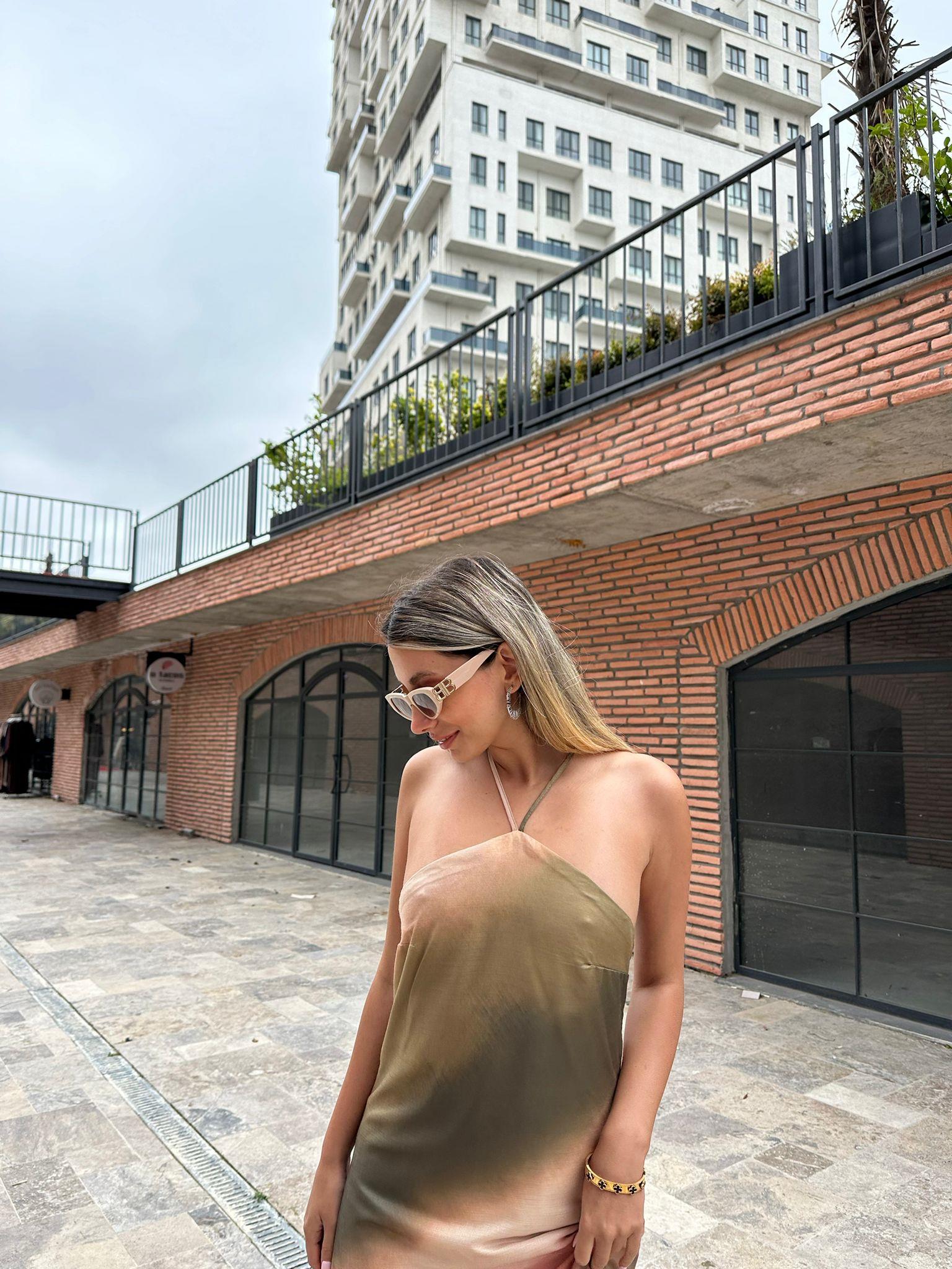 Sırtı Boncuk Dekolteli Marka Model İpeksi Elbise 07062133