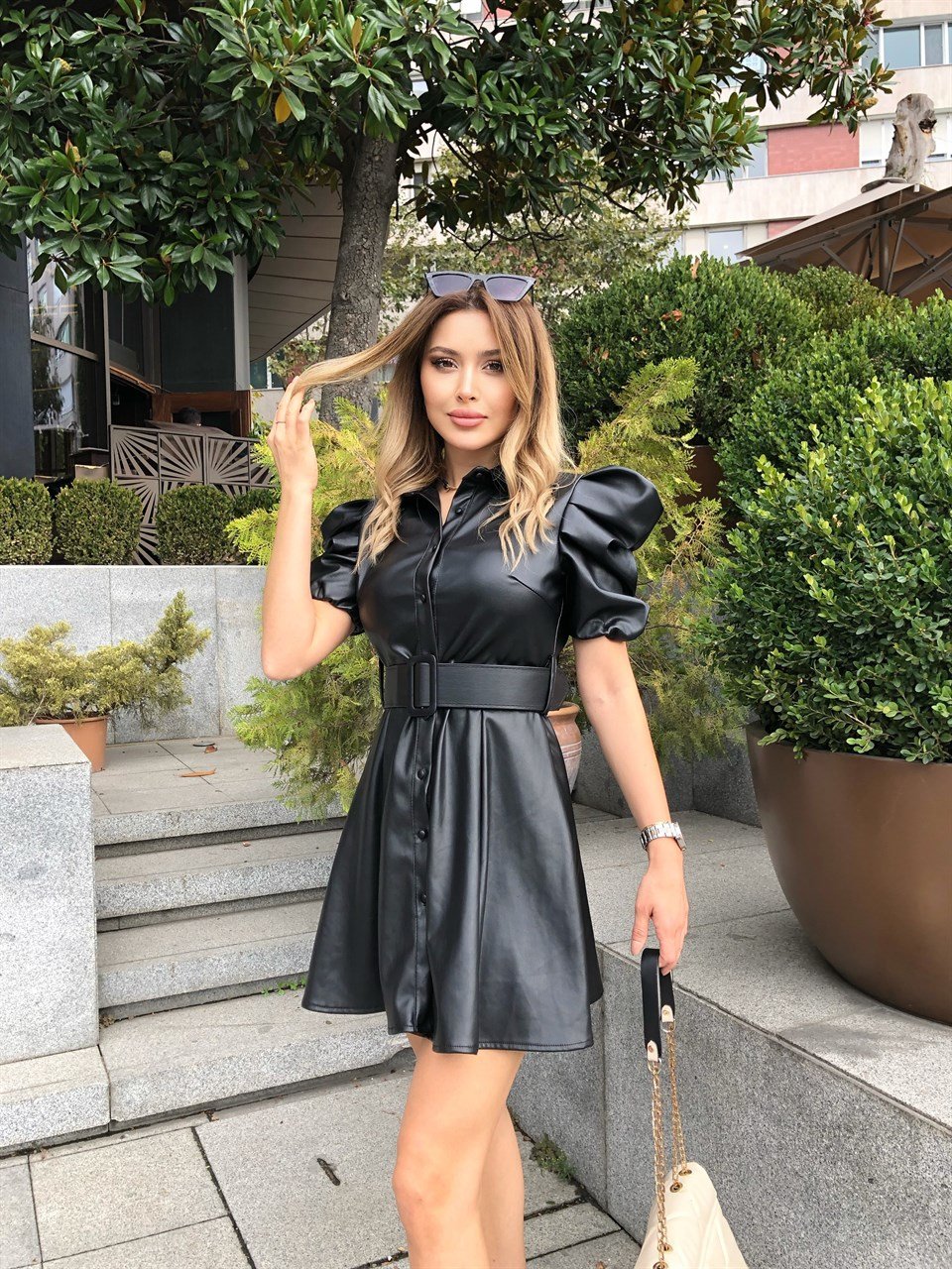 Siyah Deri Elbise