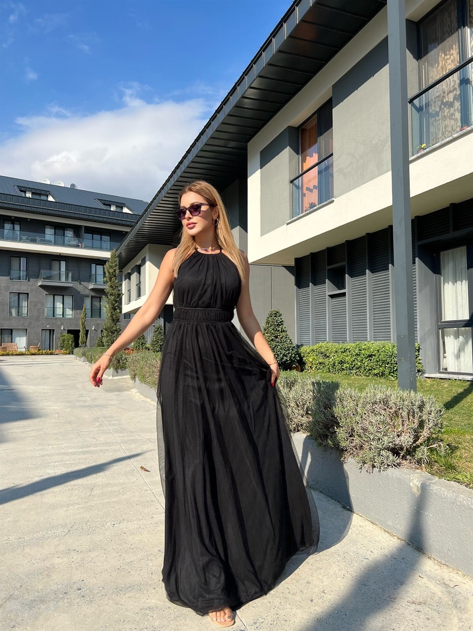 Siyah İp Askı Astarlı Tül Elbise