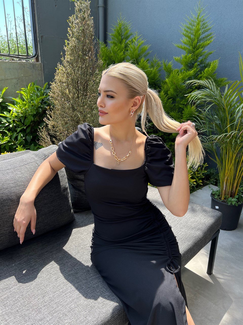 Siyah İp Büzgülü Crep Elbise